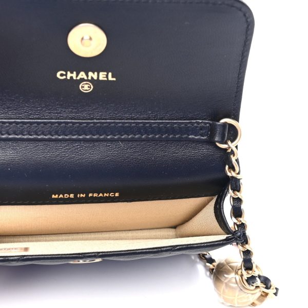 CHANEL QUILTED LAMBSKIN PEARL CRUSH CLUTCH WITH CHAIN on Sale