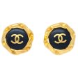 Chanel Black Button Earrings Clip-On 96P For Sale