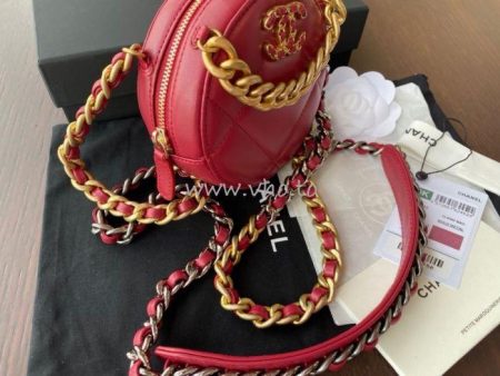 Chanel 19 Clutch With Chain Red Fashion