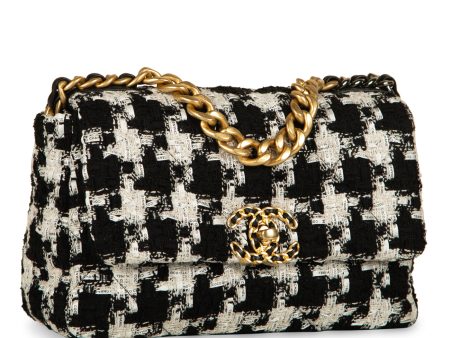 Chanel 19 Flap Bag - Small Fashion