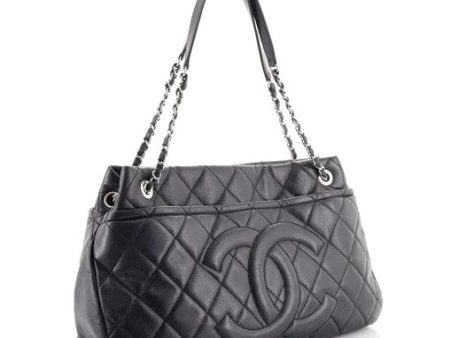 CHANEL CAVIAR QUILTED LEATHER TIMELESS CC SOFT SHOPPER TOTE BAG For Sale