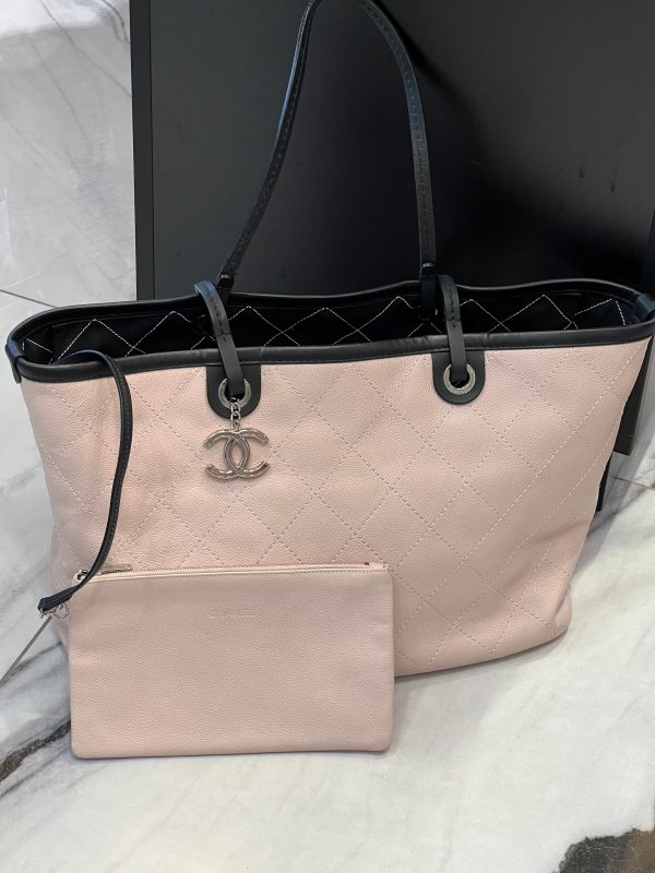 CHANEL FEVER CAVIAR QUILTED TOTE BAG Online now