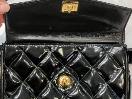 CHANEL QUILTED PATENT LEATHER VINTAGE BUM BAG For Sale