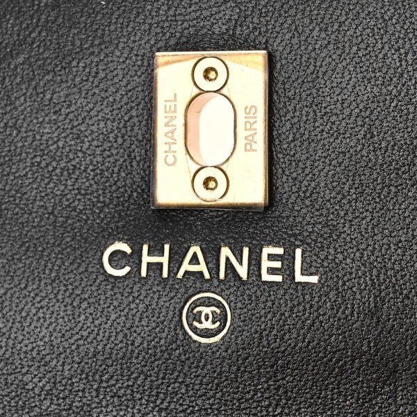 CHANEL QUILTED LAMBSKIN PEARL CRUSH CLUTCH WITH CHAIN on Sale