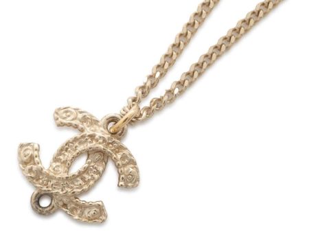 CHANEL CC Logo Necklace Gold Metal Sale