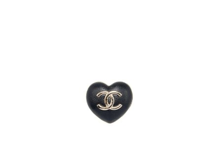 Chanel 22k Heart Shape cc Logo Brooch lambskin LGHW For Sale