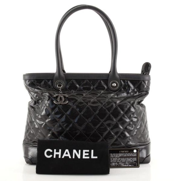 CHANEL CC CHARM QUILTED MEDIUM TOTE BAG Hot on Sale