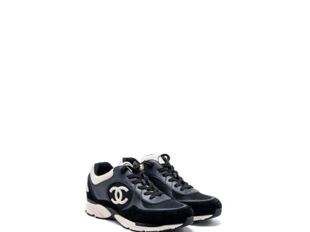 Chanel size 44 CC Logo sneaker suede  leather black white For Cheap